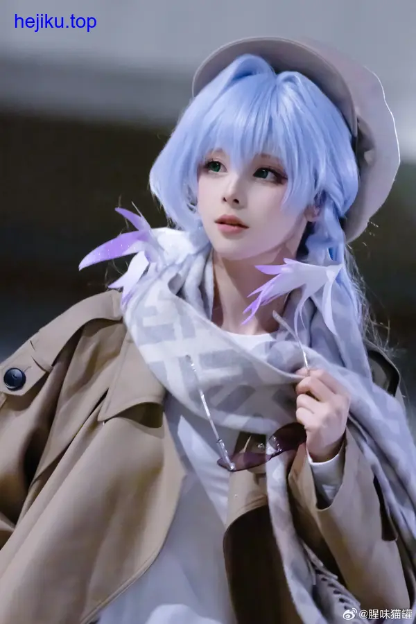 腥味猫罐早期擦边照，这些细节你get了吗？ - 图3