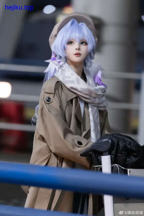 腥味猫罐早期擦边照，这些细节你get了吗？ - 图4