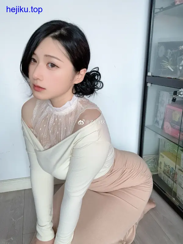 Zyra秋cosplay的那些惊艳瞬间，你绝对不能错过 - 图4