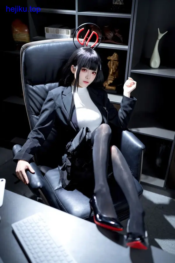 九柒喵cosplay作品太绝了，这细节简直让人上头 - 图1