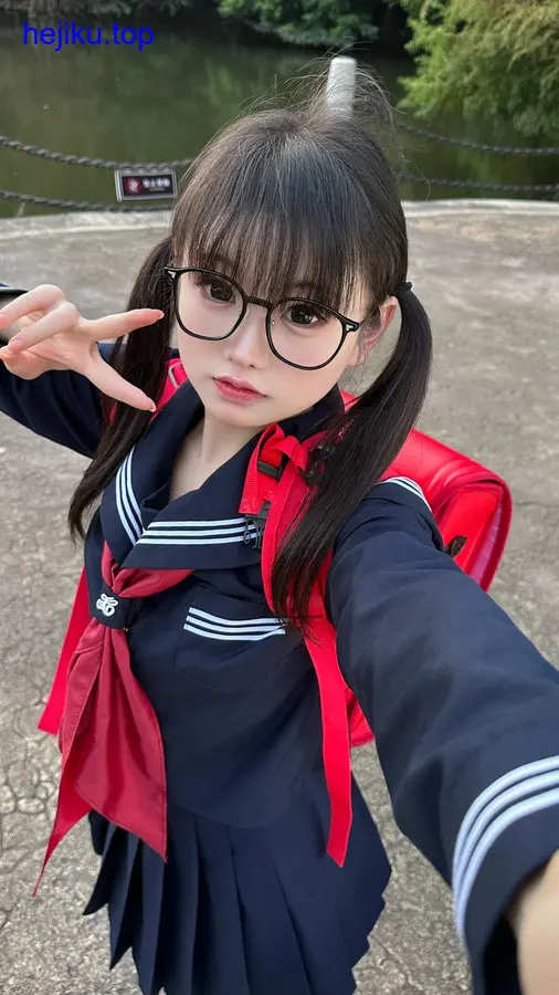 幼水铃衣可爱风格Cosplay写真图集