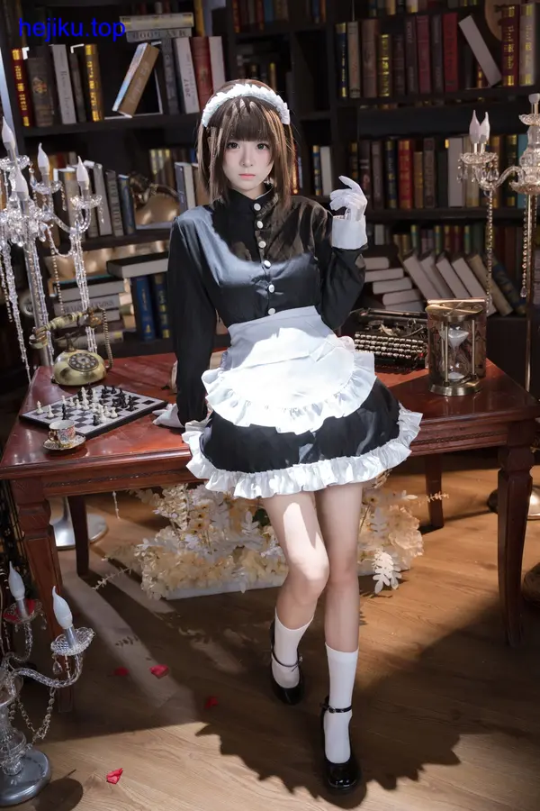 九柒喵cosplay作品太绝了，这细节简直让人上头 - 图2