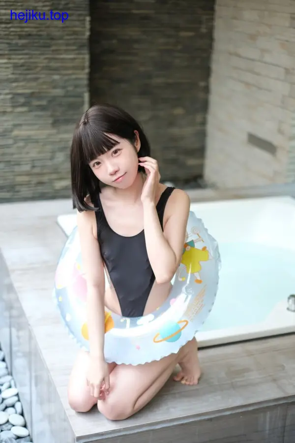 可可小白兔的cos照片太惊艳，看完我直接被圈粉了 - 图3